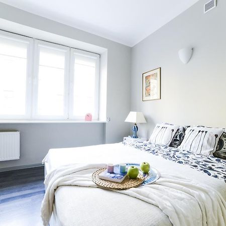 Apartment Next To Central Railway Station وارسو المظهر الخارجي الصورة