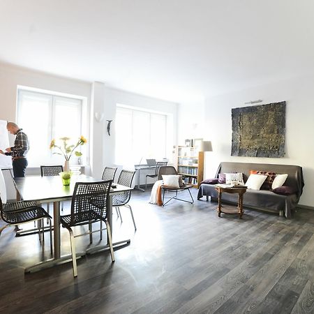 Apartment Next To Central Railway Station وارسو المظهر الخارجي الصورة